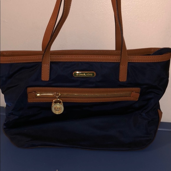 Michael Kors Handbags - Small Navy Michael Kors Kempton Tote